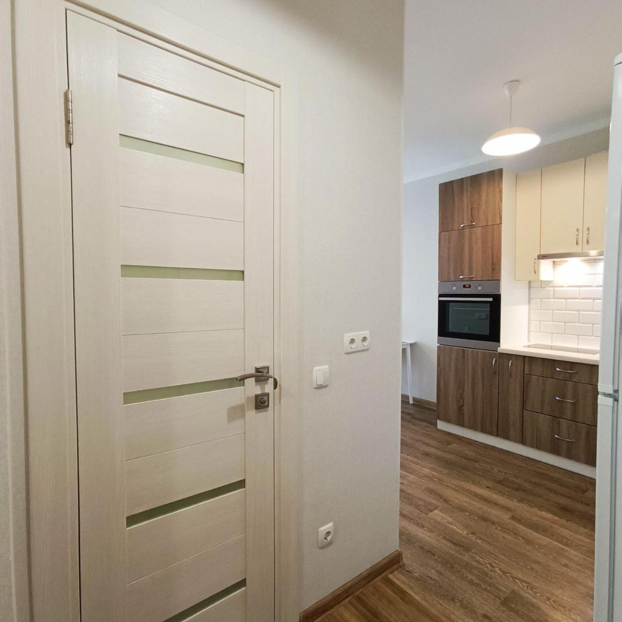 Apartment зручна в жк комфорт таун Kyiv